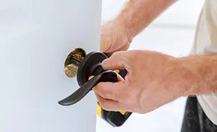 Manitas para cambiar manilla de la puerta